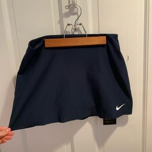 NWT Nike women’s tennis skirt